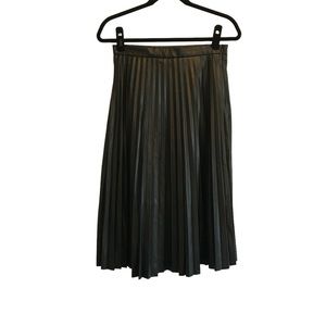 7 For All Mankind Faux Leather Pleated Skirt Black sz S